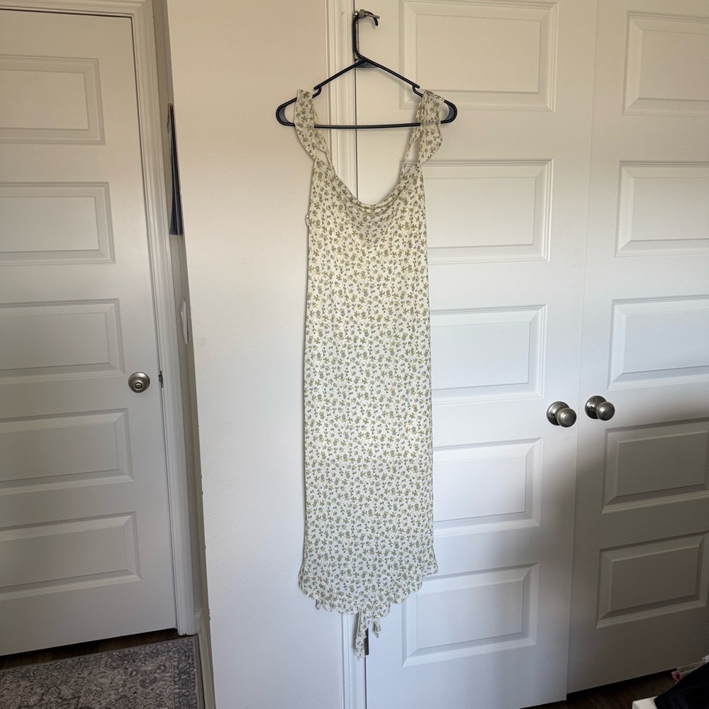Sleeveless Floral Maxi Dress in Cream and Green